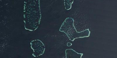 Harta e maldivet satelitore